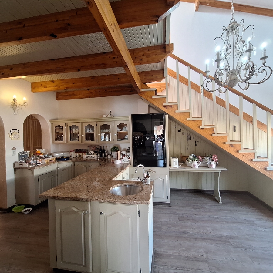 5 Bedroom Property for Sale in Frankfort Free State
